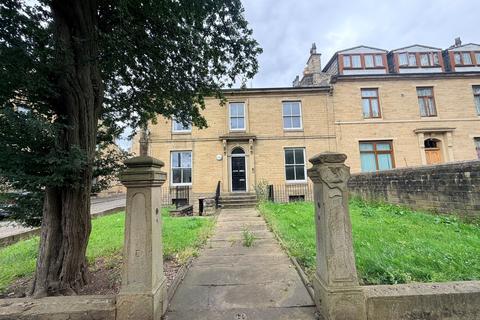 4 bedroom end of terrace house for sale, Elizabeth Street, Bradford
