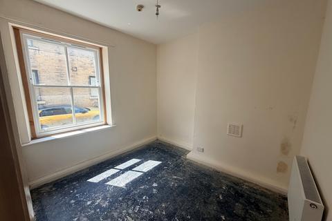 4 bedroom end of terrace house for sale, Elizabeth Street, Bradford