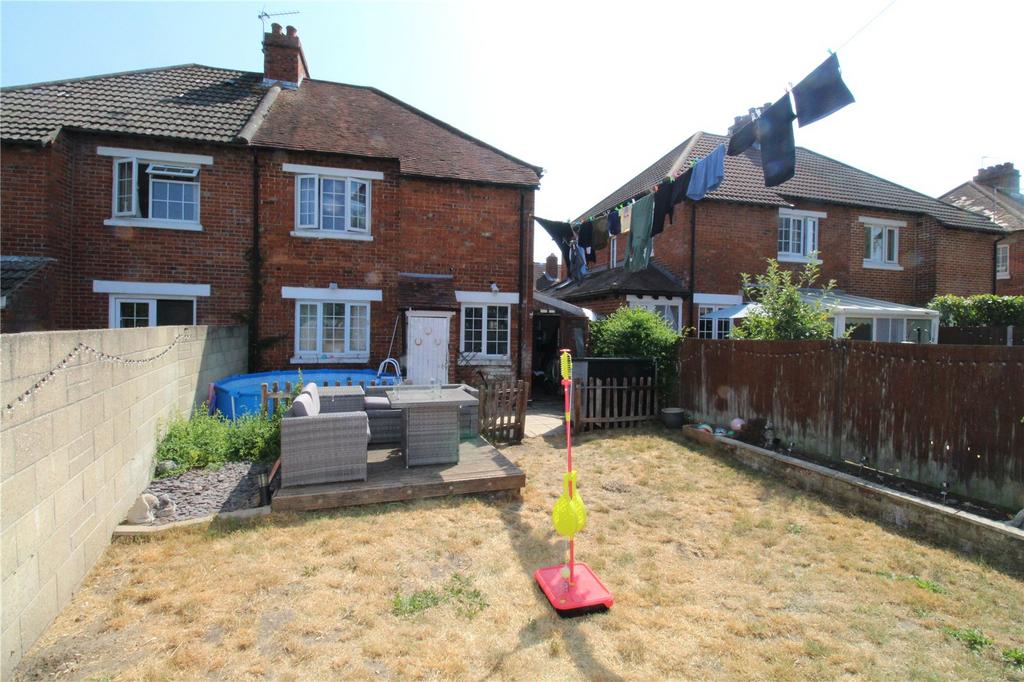 Knighton Road, Hampshire SO19 - More