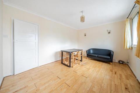 2 bedroom flat to rent, Windsor Road, Slough, SL1