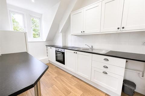undefined, Crawley Ridge, Surrey GU15