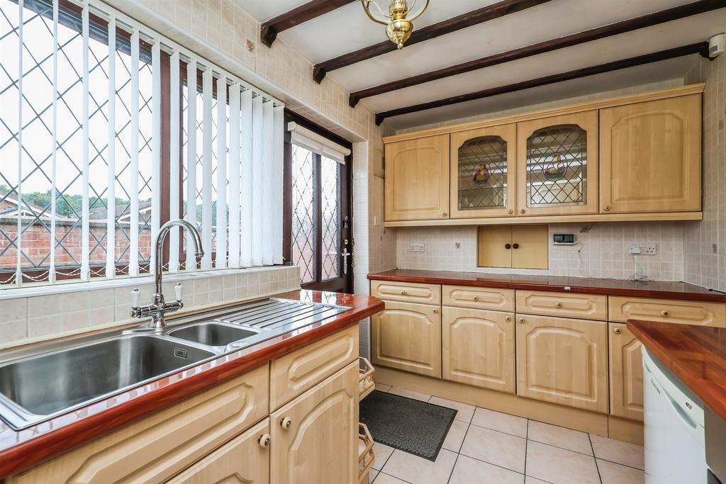 House in Nottingham, Nottinghamshire - View 4