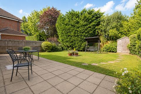 5 bedroom detached house for sale, Sheraton Close,Elstree