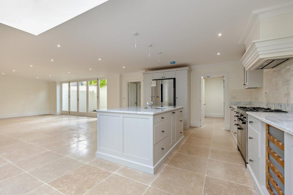 House in Cambridge, Petersfield - View 2