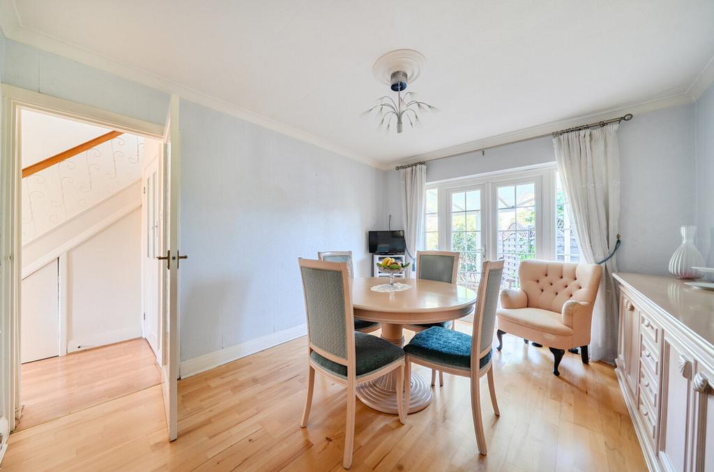 House in New Malden, Motspur Park - View 4