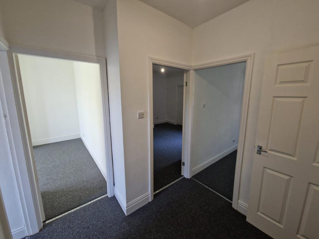Apartment in Newcastle upon Tyne, Tyne and Wear - View 4