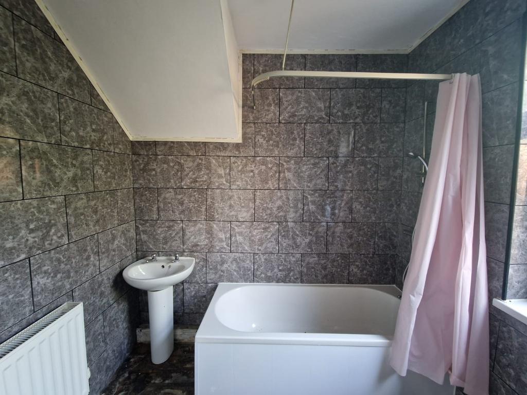 Apartment in Newcastle upon Tyne, Tyne and Wear - View 5
