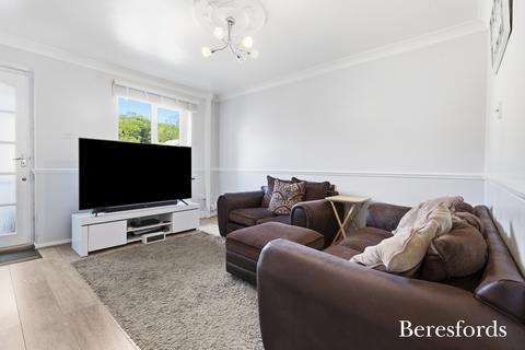 2 bedroom terraced house for sale, Adstock Way, Badgers Dene, RM17