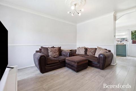2 bedroom terraced house for sale, Adstock Way, Badgers Dene, RM17