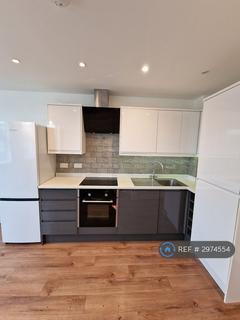 2 bedroom flat to rent, Verve Apartments, Romford, RM1