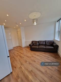 2 bedroom flat to rent, Verve Apartments, Romford, RM1