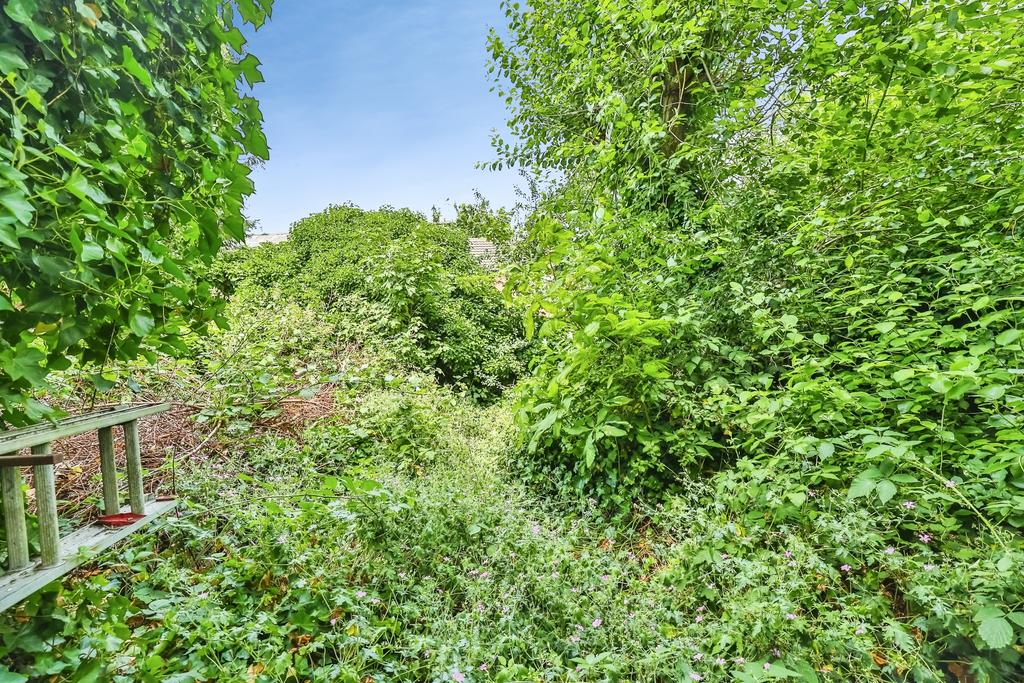 House in Nottingham, Nottinghamshire - View 4