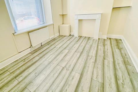 3 bedroom terraced house to rent, Part Street, ABERTILLERY, NP13