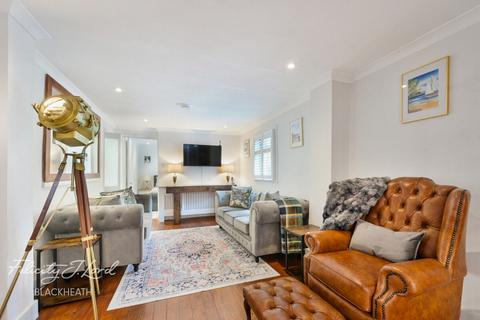 2 bedroom bungalow for sale, Occupation Lane, Shooters Hill