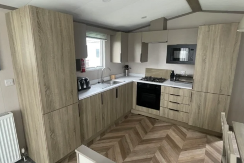 3 bedroom park home for sale, Unity Beach