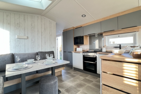 2 bedroom park home for sale, Unity Beach