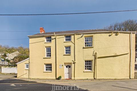 6 bedroom detached house for sale, The Old Dinas Arms, Quay Street, Lower Town