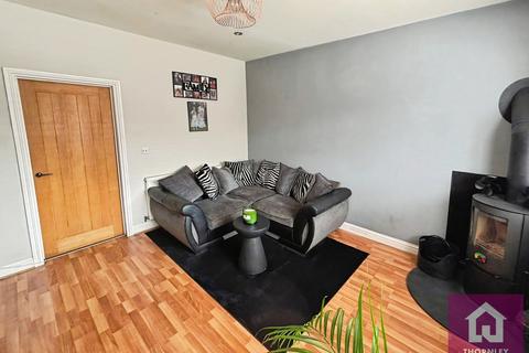 4 bedroom semi-detached house for sale, Hallsworth Road, Eccles, M30