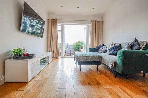 3 bedroom detached bungalow for sale, Belswains Lane, Hemel Hempstead, HP3