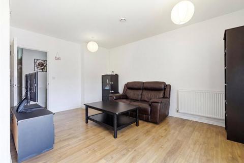 2 bedroom apartment for sale, Magellan Boulevard, London E16