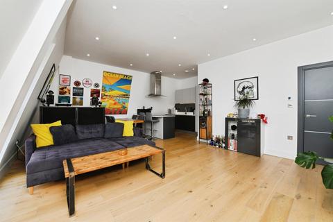 2 bedroom flat for sale, Rainsford Road, CHELMSFORD