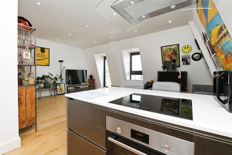 2 bedroom flat for sale, Rainsford Road, CHELMSFORD
