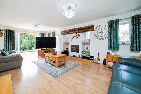 4 bedroom detached house for sale, Rose Cottage Drive, Huthwaite, Sutton-in-Ashfield, Nottinghamshire, NG17