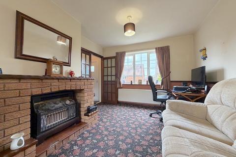 2 bedroom semi-detached house for sale, Pickering Road, Wolverhampton WV11