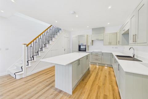 3 bedroom house for sale, Chapel Mews, York Road, Market Weighton