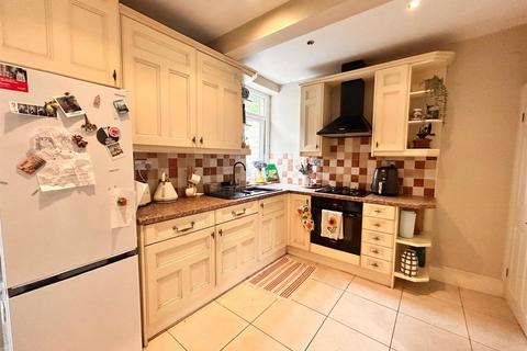 undefined, Highfield Terrace, Ripponden HX6