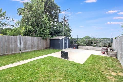 4 bedroom end of terrace house for sale, Bluehouse Road, London, E4