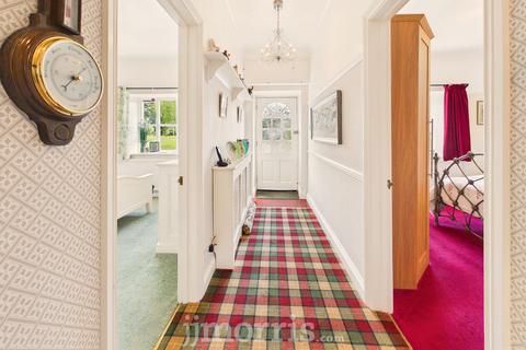 3 bedroom cottage for sale, Begelly, Thomas Chapel, SA68