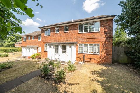 The Rutts, Bushey WD23