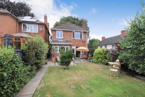 3 bedroom detached house for sale, Bowen Avenue, Lanesfield, Wolverhampton