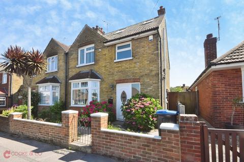 4 bedroom semi-detached house for sale, Queens Avenue, Ramsgate