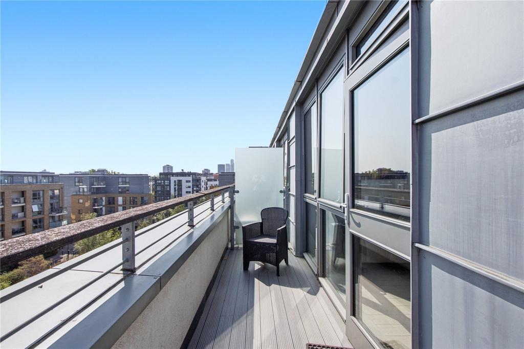 Apartment in London - View 2