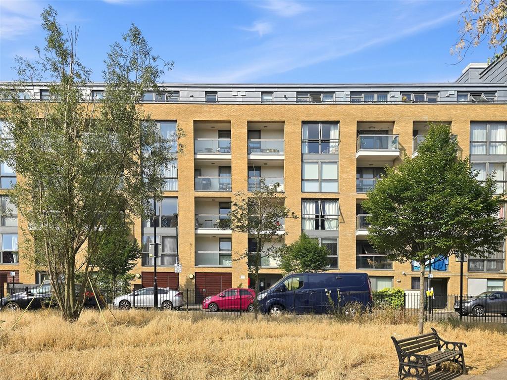 Apartment in London - View 5