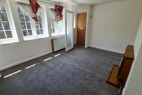 2 bedroom flat to rent, Nelson Road, Twickenham TW2