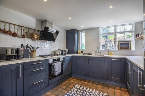2 bedroom terraced house to rent, Prior Street London SE10