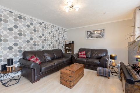 2 bedroom flat for sale, 9/6 Newhaven Main Street, Edinburgh, EH6 4NA