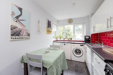 2 bedroom flat for sale, 9/6 Newhaven Main Street, Edinburgh, EH6 4NA