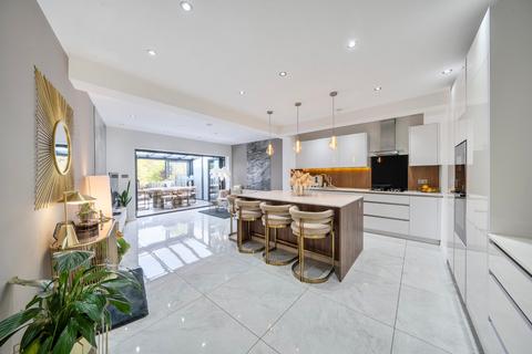 Wilmer Way, London, N14