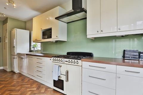 4 bedroom semi-detached house for sale, Wharfedale Avenue, Harrogate