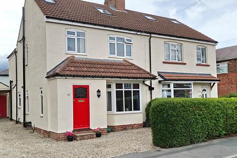 4 bedroom semi-detached house for sale, Wharfedale Avenue, Harrogate