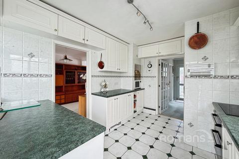 3 bedroom semi-detached house for sale, Coleville Road, Farnborough, Hampshire