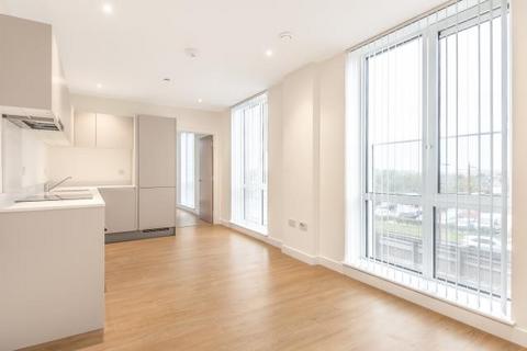 2 bedroom flat to rent, WINCHESTER HOUSE, Bracknell RG12