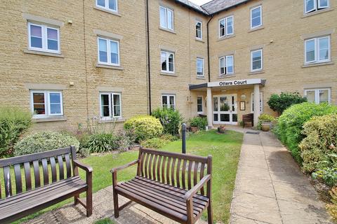 1 bedroom apartment for sale, Otters Court, Witney, OX28