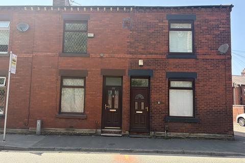 2 bedroom semi-detached house to rent, Townley Street, Middleton M24