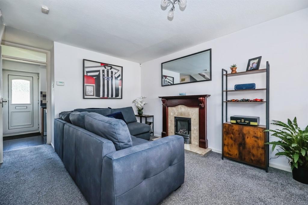 House in Ashfield, Hucknall - View 2