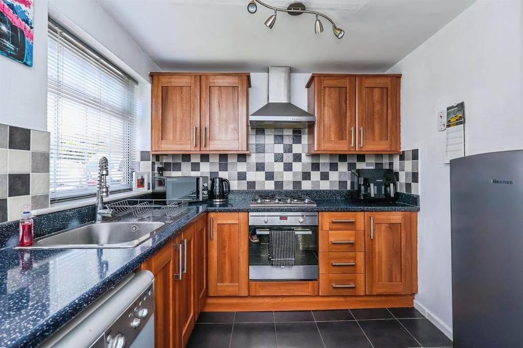 House in Ashfield, Hucknall - View 5